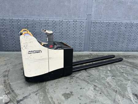 Niederhubwagen 2016  Crown WT 3040 (1)