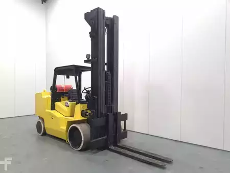 Gas truck 2010  HOIST F180/36 (2)