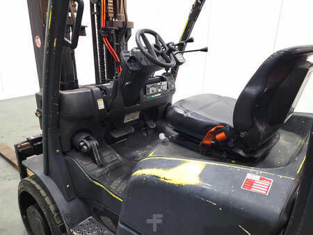 Gas truck 2007  Hyster S7.00FT (3)