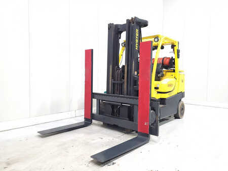 LPG heftrucks 2017  Hyster S7.00FT (2)