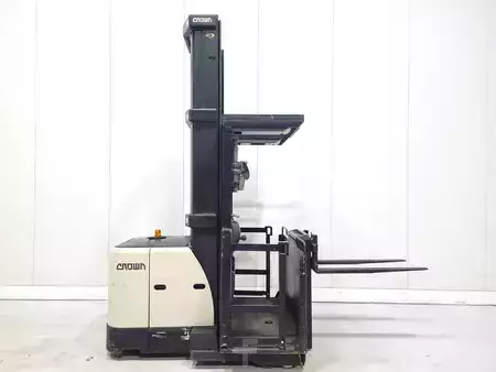 Vertikální vychystávací vozík 2011  Crown SP3522-1.0 (1)