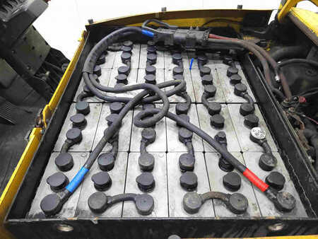 Electric - 3 wheels 2017  Yale ERP18VT (6)