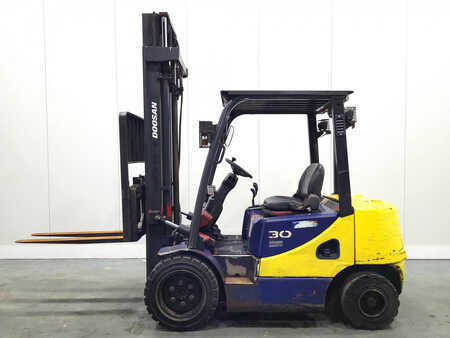 Doosan D30S-5