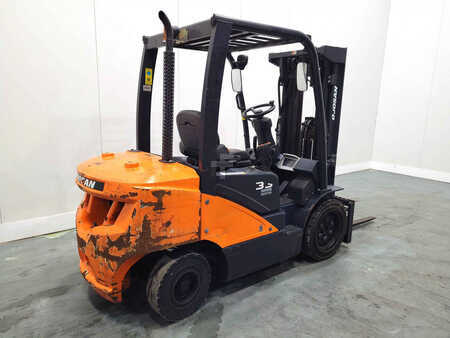 Doosan D33S-7Y