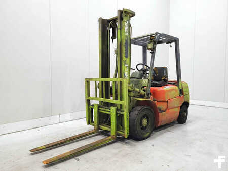 Empilhador diesel 2009  Heli HFD25 (2)