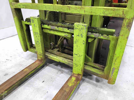 Empilhador diesel 2009  Heli HFD25 (4)