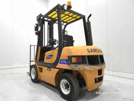 Dieselstapler 1998  Samsung SF25D (5)