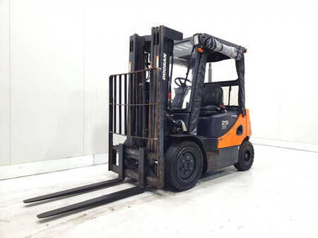 Dieselstapler 2014  Doosan D25S-5 (2)