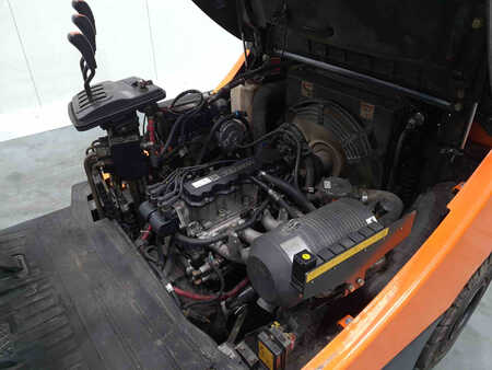 Gas gaffeltruck 2011  Doosan G25P-5 (6)
