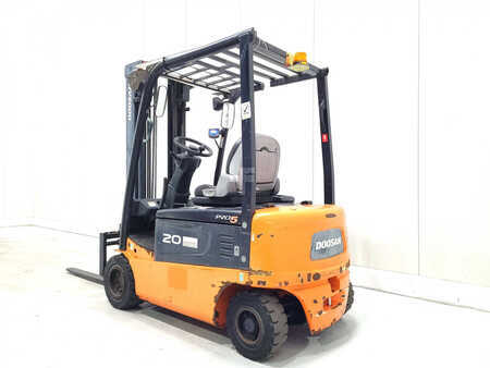 Elektromos 4 kerekű 2010  Doosan B20X-5 (5)