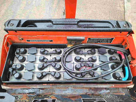 Lavansiirtovaunu 2005  Linde T20 (6)