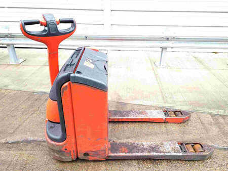 Lavansiirtovaunu 2005  Linde T20 (7)