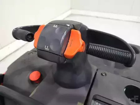 Electric Pallet Trucks 2018  Linde T20SP-02 (4)