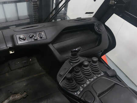 Dieselstapler 2014  Linde H70D-02 396 (6)