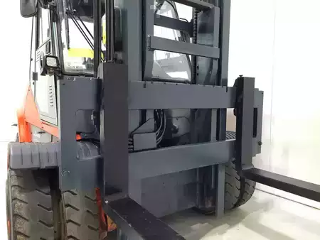 Diesel gaffeltruck 2019  Linde H70D-03 (4)