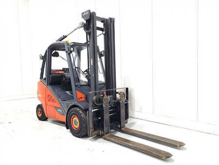 Carretilla elevadora GLP 2019  Linde H30T-02 (2)