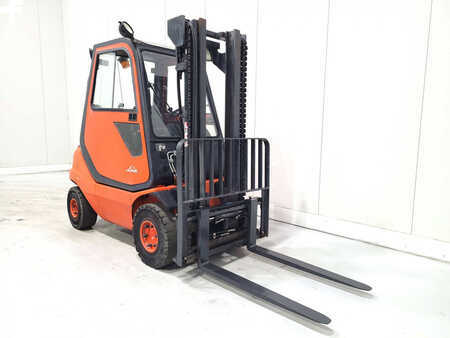 Dízel targoncák 1996  Linde H25D-02 (2)