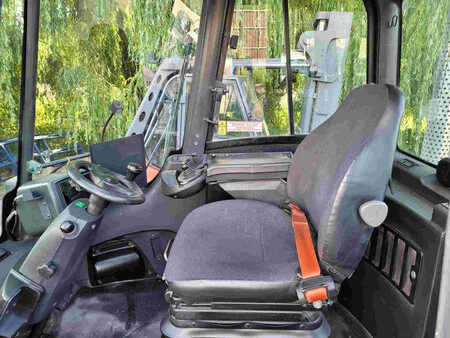 Empilhador diesel 2018  Linde H140-02 1200 (3)