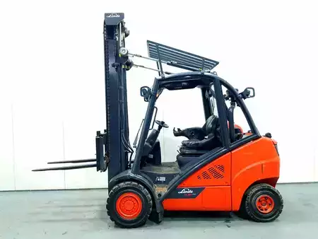 Carrelli elevatori GPL 2015  Linde H30T - 02 (1)