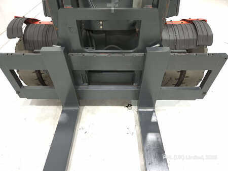 Carrelli elevatori GPL 2013  Linde H80T-02/1100 (4)