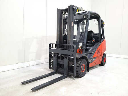Chariots élévateurs GPL 2017  Linde H25T-02 (2)