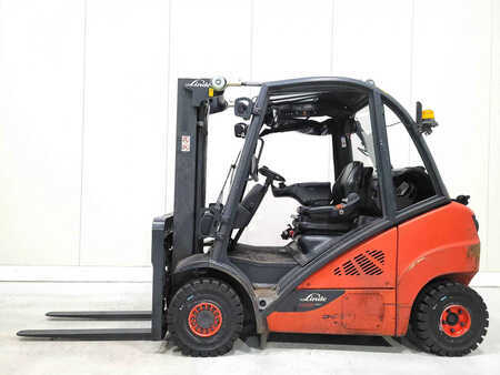 Chariots élévateurs GPL 2017  Linde H25T-02 (7)