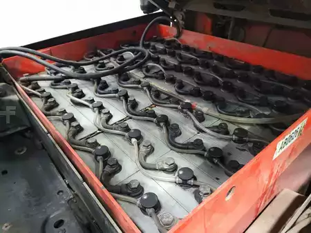 Elektromos 4 kerekű 2013  Linde E40H-01/600 (6)