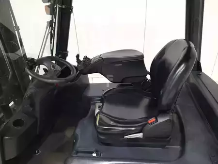 Elektro čtyřkolový VZV 2016  Linde E20PL-02 (3)