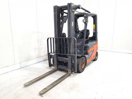 Elektro čtyřkolový VZV 2017  Linde E20-01 (2)