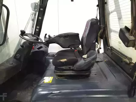 Elektromos 4 kerekű 2018  Linde E40H-01/600 (3)