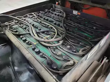 Elektromos 4 kerekű 2018  Linde E40H-01/600 (6)