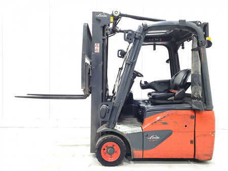 Sähkö - 3 pyör 2018  Linde E16C-02 (1)