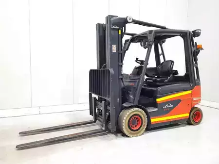 Elektro 4 Rad 2018  Linde E25-01 (2)