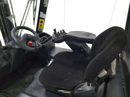 Electric - 4 wheels 2011  Linde E20PH-01 (3)