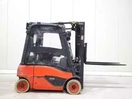 Elektro 4 Rad 2017  Linde E16P-02 (1)