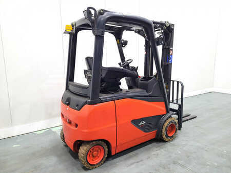 Elektro 4 Rad 2015  Linde E20PH-02 386 (5)