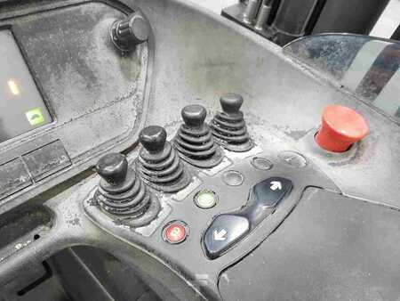 Reach Trucks 2015  Linde R14-01 1120 (6)