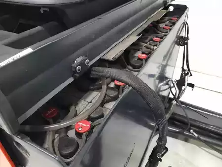 Retráctil 2020  Linde R20HD-01 (6)