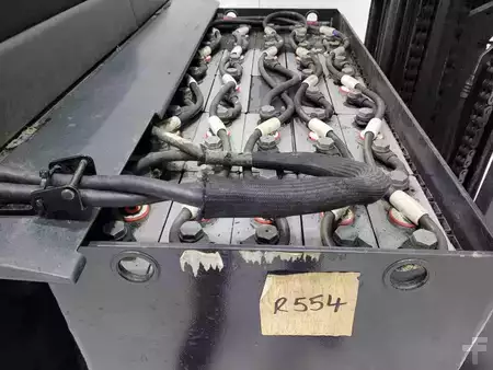 Carrelli retrattili 2015  Linde R16N-01 (6)