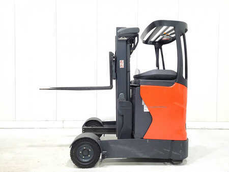 Carrelli retrattili 2015  Linde R14G-01 (1)