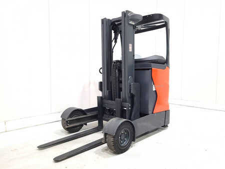 Carrelli retrattili 2015  Linde R14G-01 (2)