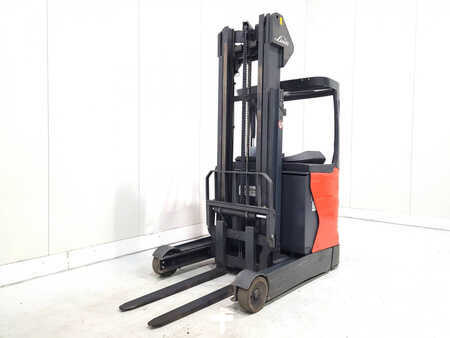 Carrelli retrattili 2014  Linde R16-01 (2)