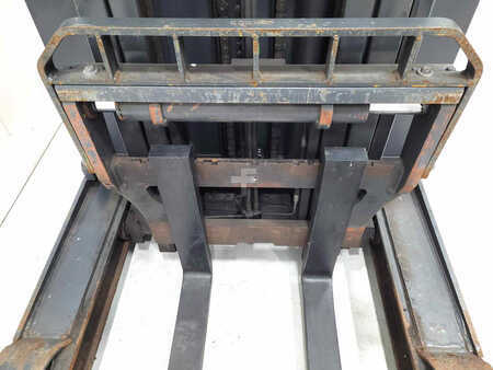 Reachtrucks 2020  Linde R16-01 (4)
