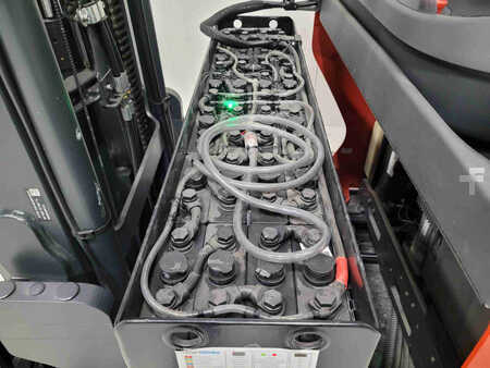 Carrelli retrattili 2019  Linde R12B-01 (6)