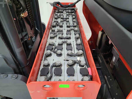 Carrelli retrattili 2016  Linde R14B-01 (6)