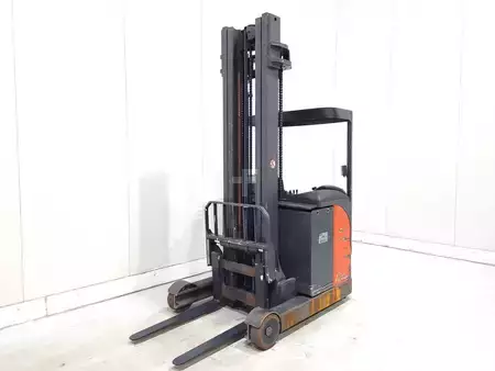 Retráctil 2010  Linde R16SHD-12 (2)