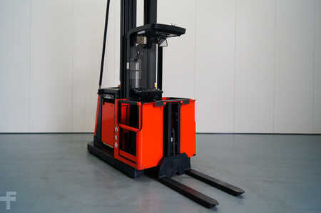 Függőleges komissiózó 2009  Linde V12 (2)