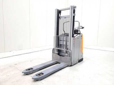 Fahrerstandstapler 2014  Still EXD20 (2)