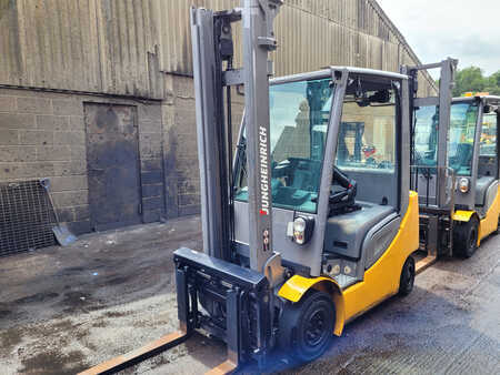 Gas gaffeltruck 2016  Jungheinrich TFG320 (2)