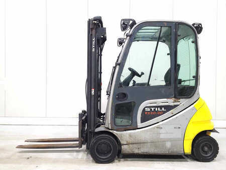 Elektromos 4 kerekű 2017  Still RX20-20P (7)